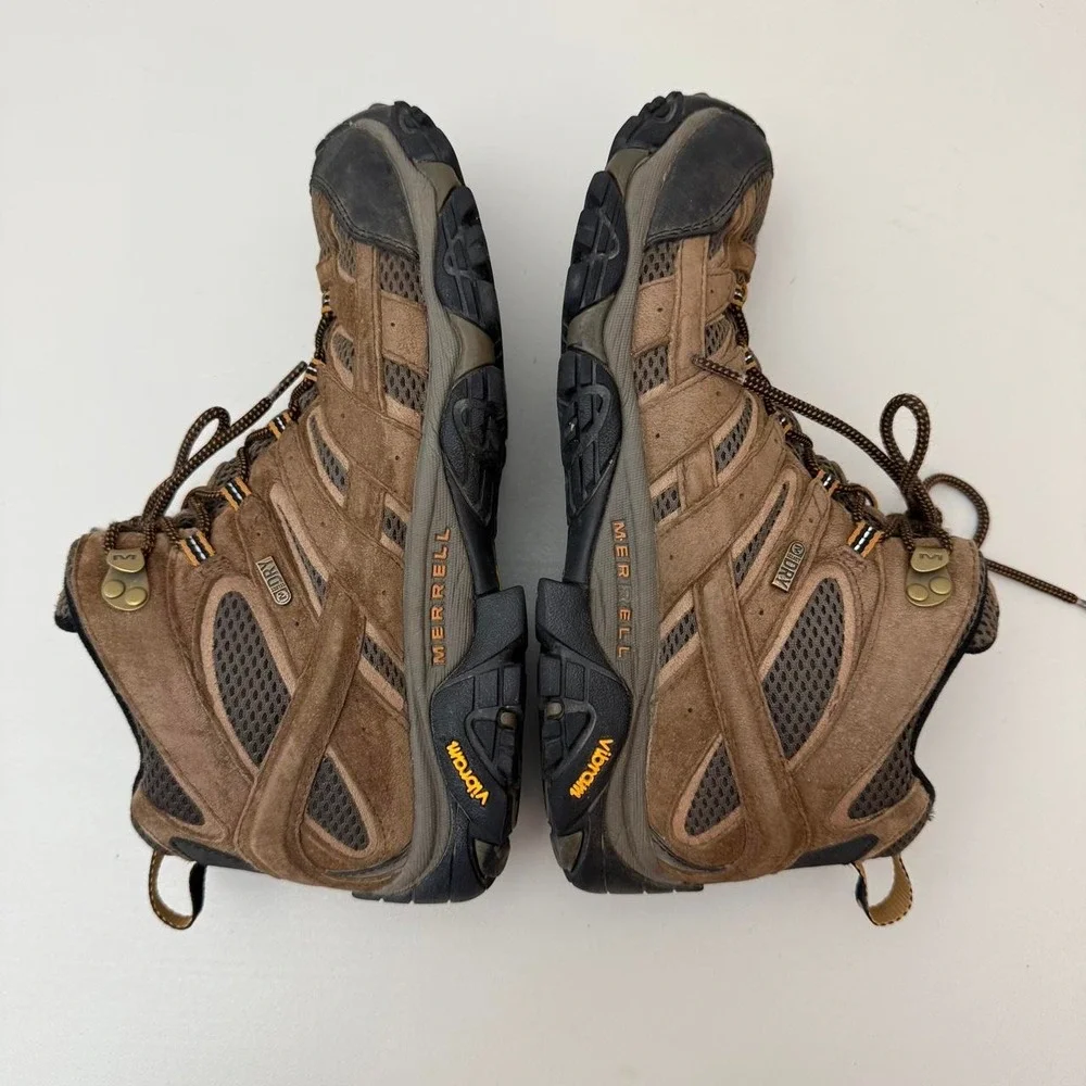 Merrell Moab 2 Mid Waterproof Hiking Boots Mens US 10.5 Brown suede vibram soles